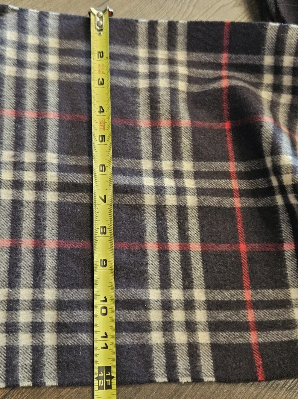 Burberry 100% Cashmere Classic Check Scarf Navy Red Made in Scotland